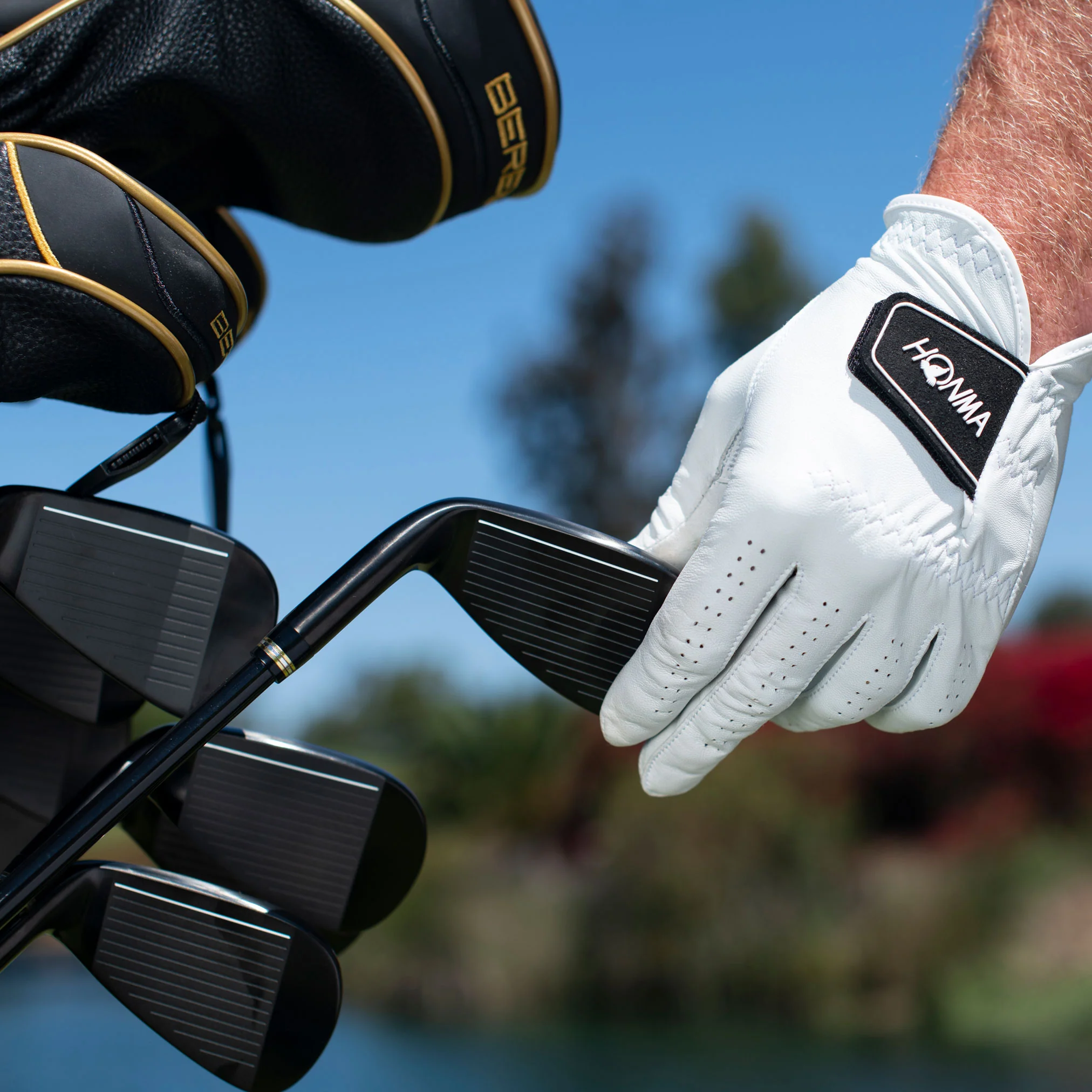 PERFORMANCE LEATHER GLOVE {UNISEX} - Image 4